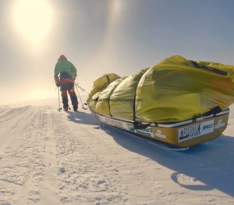 O’Brady in Antarctica in 2018-19, manhauling beside the well-packed SPOT road. Photo: Colin O’Brady


