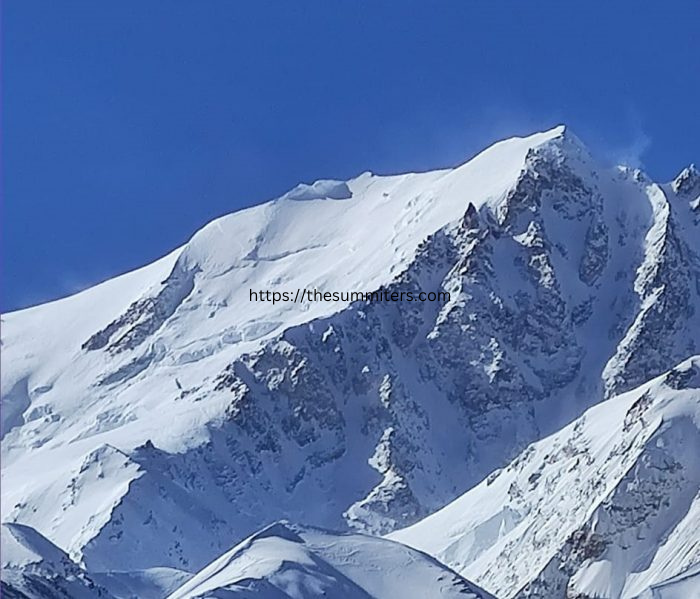 The upper slopes of Shisha Pangma, where two consecutive avalanches took four lives last autumn. Photo: Mario Vielmo

