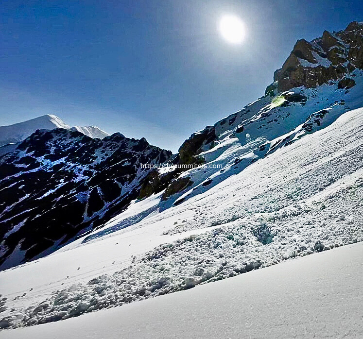 Avalanche on Istor-O-Nal. Photo: David Klein
