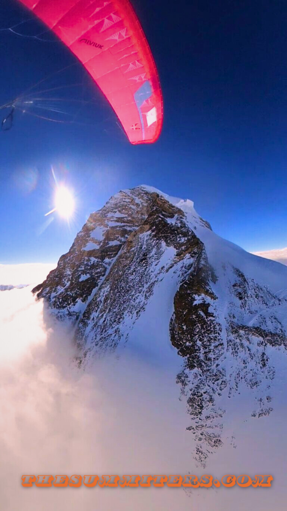 The Bottleneck and the South Face from the air. Photo: Jean Yves Fredriksen

